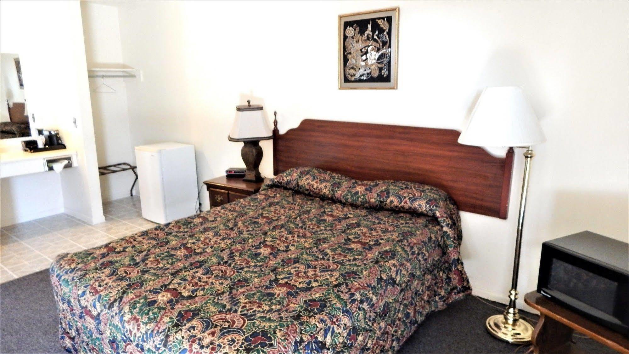 Dry Ridge Motor Inn Zewnętrze zdjęcie
