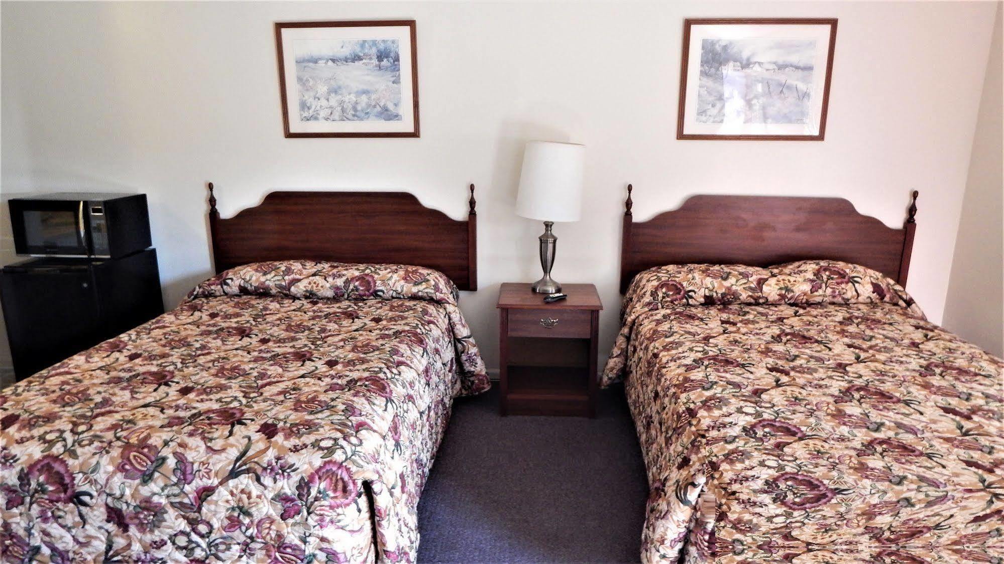 Dry Ridge Motor Inn Zewnętrze zdjęcie
